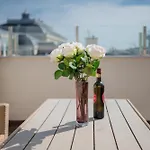 2 Bedroom 2 Bathroom Loft With Terrace By The Opera