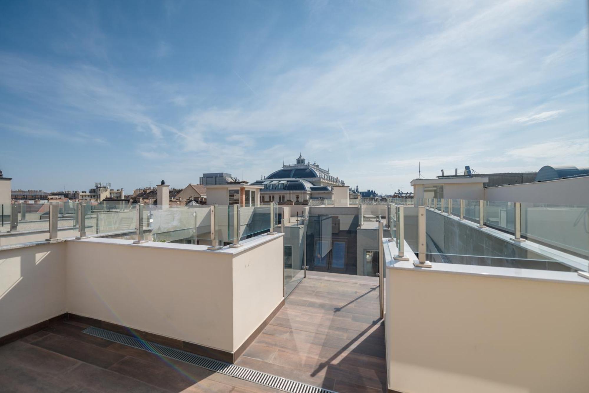 2 Bedroom 2 Bathroom Loft With Terrace By The Opera * Budapest